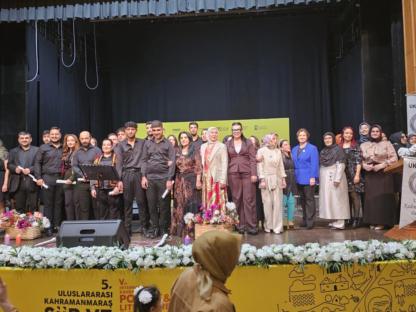 ŞİİR VE EDEBİYAT GÜNLERİ UKAYDER’İN ŞİİR VE MUSİKİ GECESİYLE BAŞLADI