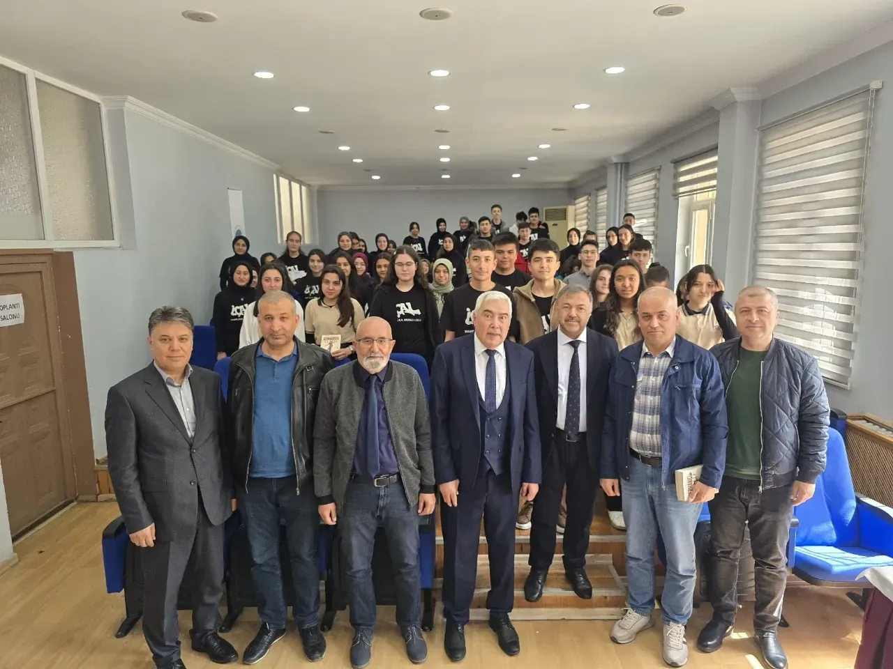 ATurkiye.com Yazdı: “Ali Avgın’dan Öğrencilere Germanicia’nın Gizemli Hikayesi”