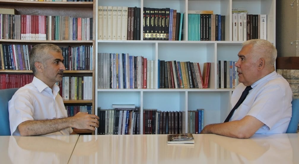 SALKIM SÖĞÜT EDEBİYAT SOHBETLERİ – 25 – TYB KAHRAMANMARAŞ ŞUBE BAŞKANI ENVER ÇAPAR İLE SÖYLEŞİ