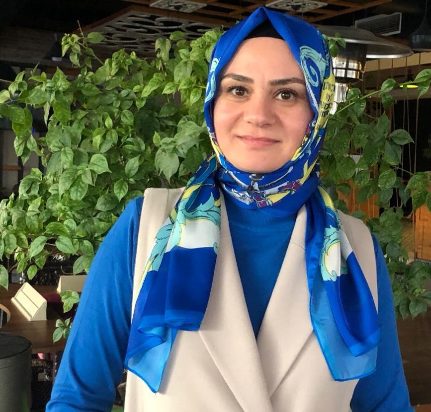 Suretten Sirete Bir Yolculuk: Tuğba Tezcan Akkurt