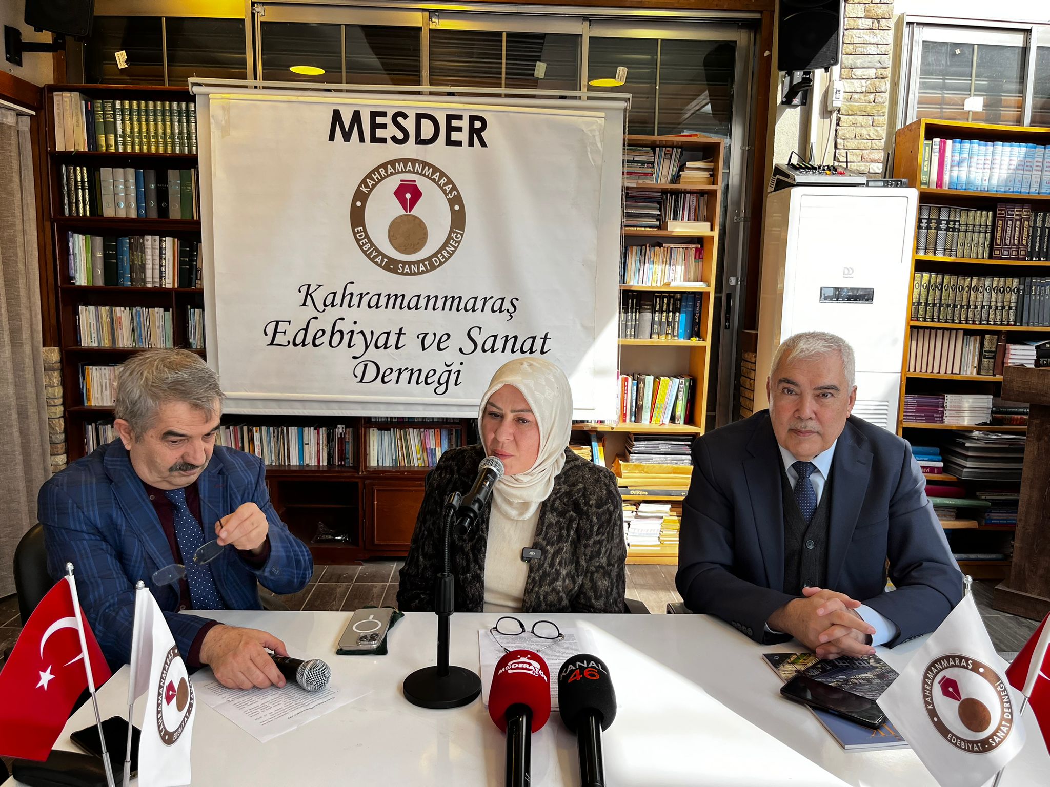 MESDER’de “Kadın Yazar Olmak” üzerine söyleşi