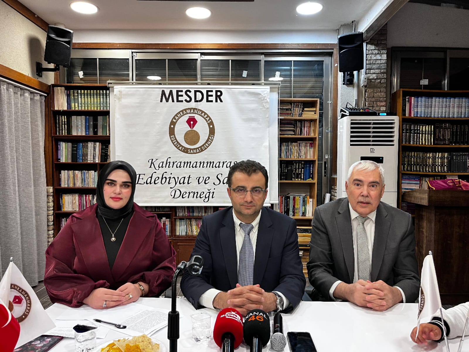 MESDER AKADEMİ SOHBETLERİ’İNDE “EDEBİYAT VE KLİŞE” KONUŞULDU