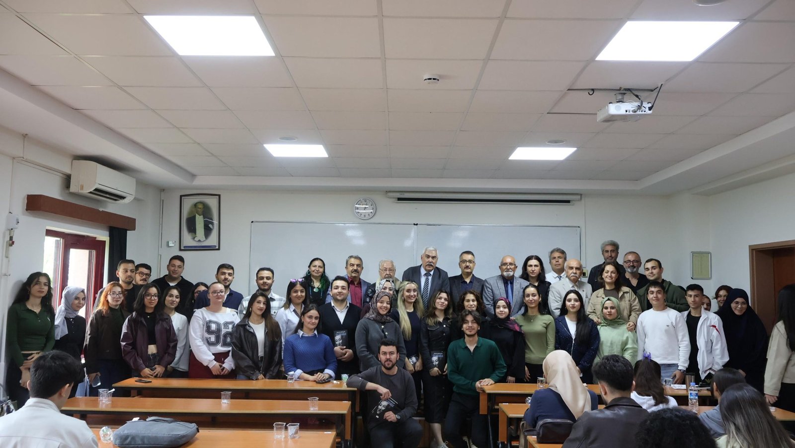 KSÜ İşletme Öğrenci Topluluğu’ndan Yazar Haluk Besler ile Başarı ve Başarısızlık Üzerine Söyleşi