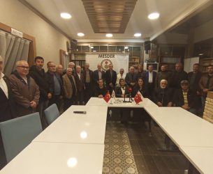 TÜRK OCAĞI OCAKBAŞI SOHBETLERİ MESDER’DE BAŞLADI: NUREDDİN TOPÇU’DAN GÜNÜMÜZE MAARİF DAVAMIZ