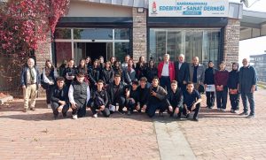 “YEDİ GÜZEL ADAM YEDİ GÜZEL MEKAN” PROJESİYLE ALÂEDDİN ÖZDENÖREN MESDER’DE ŞİİRLE ANILDI 