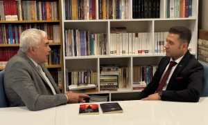 ŞAİR – YAZAR ÖMER KAYA İLE SÖYLEŞİ: YEREL OLMAYAN EVRENSELE ULAŞAMAZ