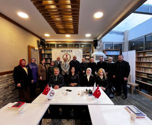 MESDER’de Şiir Ziyafeti: “Şiir Günleri-2” Gönülleri Fethetti