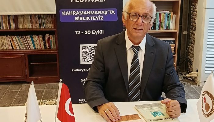 KÜLTÜR YOLU FESTİVALİNDE RAMAZAN AVCI ŞEHRİN EDEBÎ HAFIZASINI ANLATTI