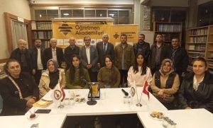 BİYOGRAFİ AKADEMİSİNDE YAZAR TAHSİN YÜCEL MESDER’DE ANILDI