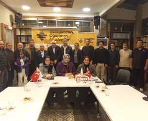 ÖĞRETMEN EDEBİYAT AKADEMİSİ’NDE “ÖYKÜ YAZMA” KONUSU MESDER’DE ANLATILDI