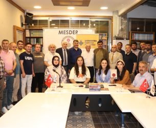 EDEBİYAT AKADEMİLERİ’NDE MUHTEŞEM SEZON FİNALİ:  ALİ AVGIN’DAN “HAN DUVARLARINDAN GERMANİCİA’YA ROMANLAŞAN ŞEHİR” SEMİNERİ